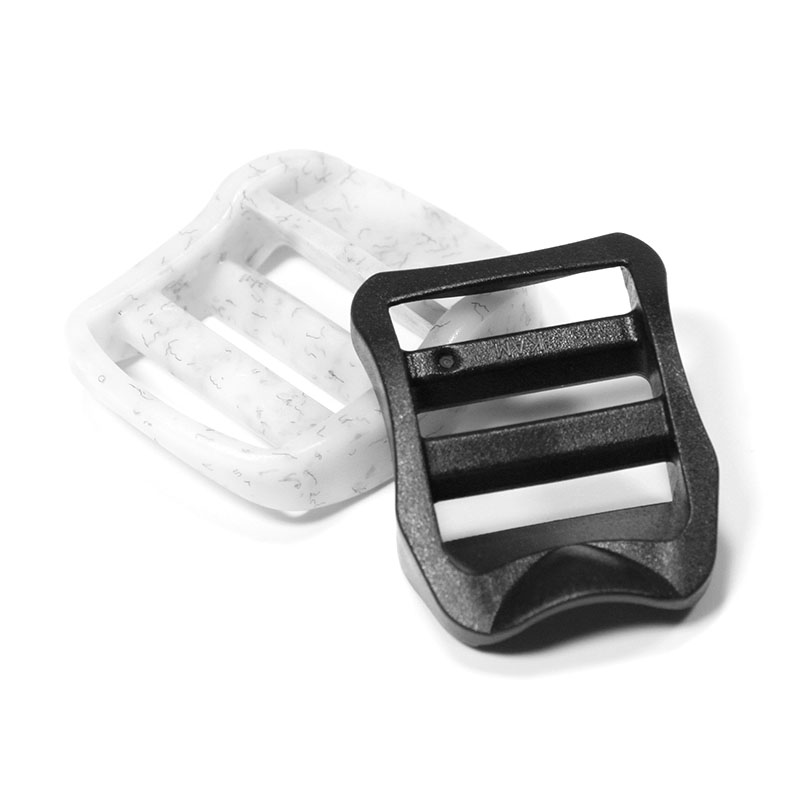 Adjustable buckle