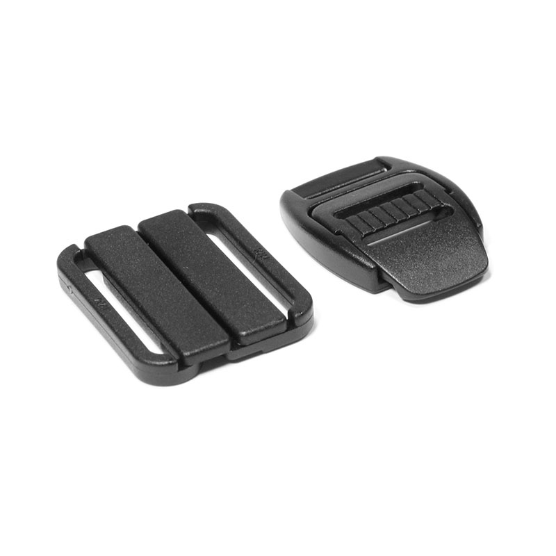 Adjustable buckle